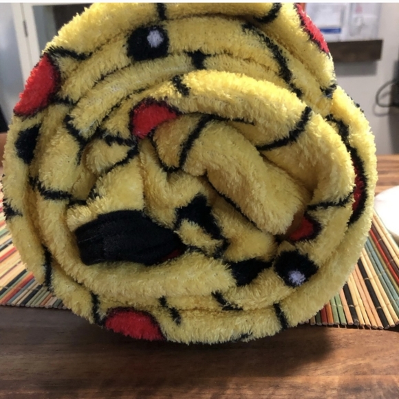 NWT plush throw.  Pokemon design. - Picture 2 of 3